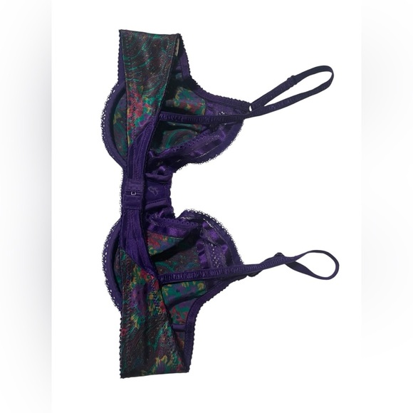 Vintage Victoria's Secret Purple and Green Lace Bra 34C - Picture 5 of 6